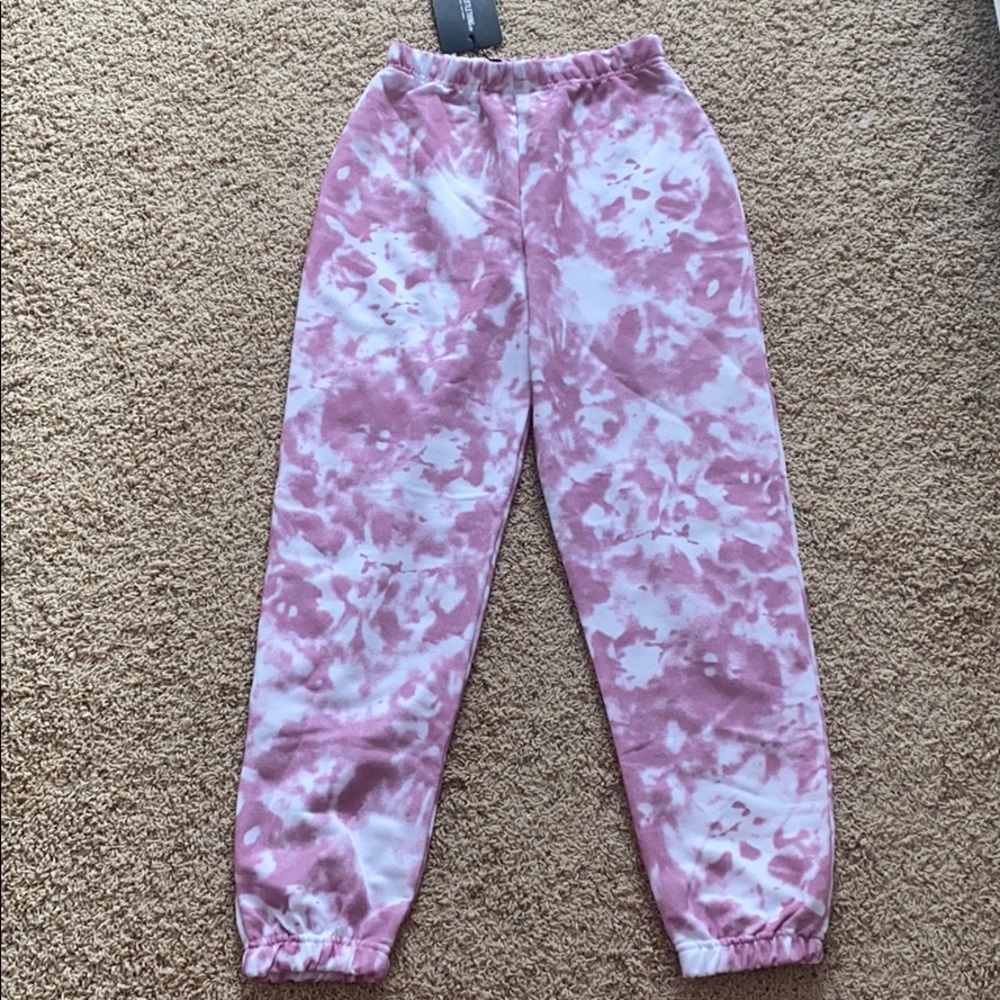 Pink and white joggers - Picture 4 of 5